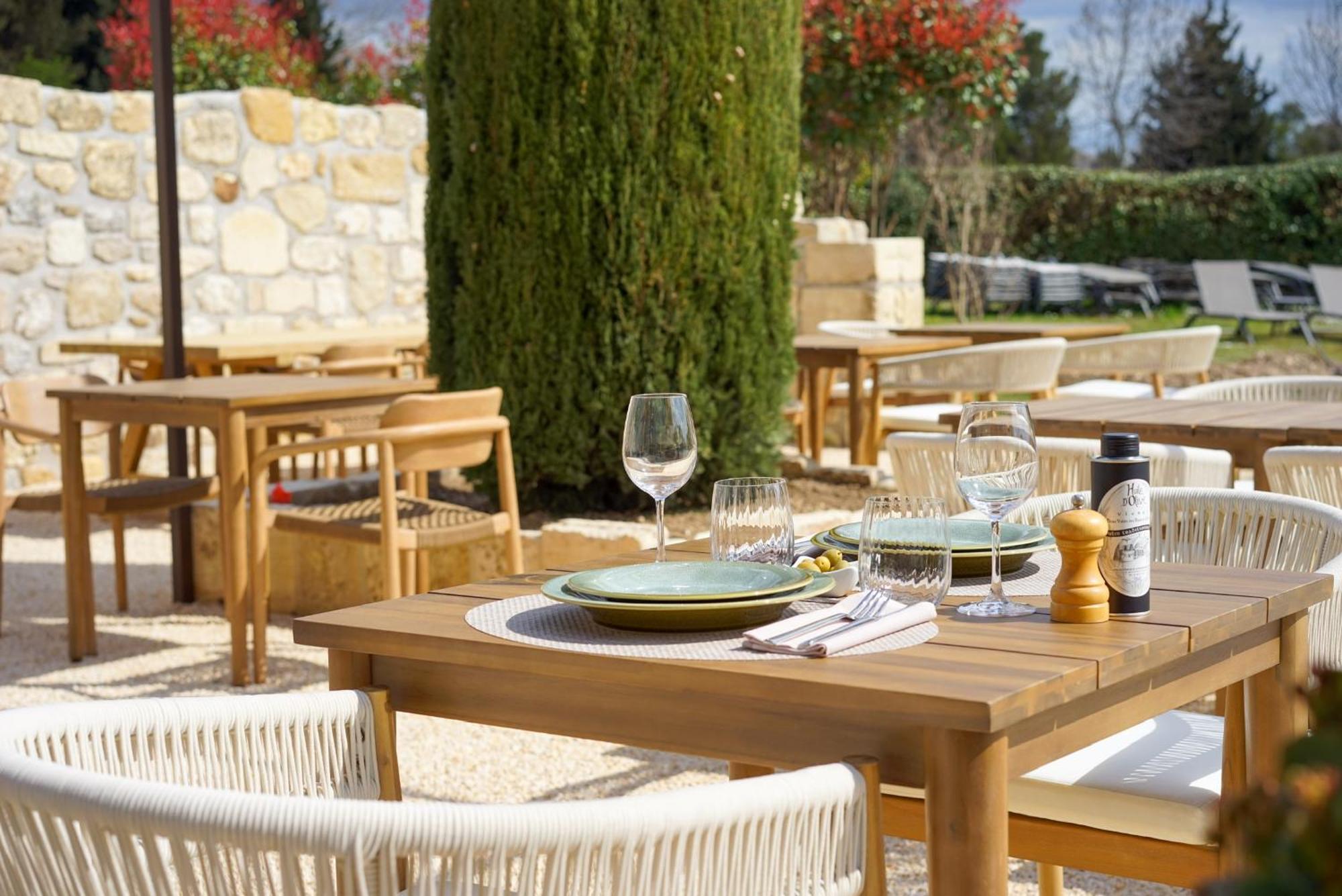 Val Baussenc, The Originals Relais Hotel Maussane les Alpilles Kültér fotó