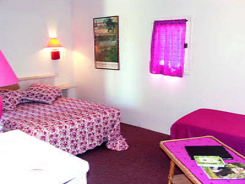 Val Baussenc, The Originals Relais Hotel Maussane les Alpilles Kültér fotó